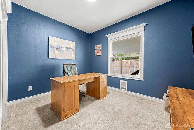 1106 Sumner Lane, Everett, WA 98203