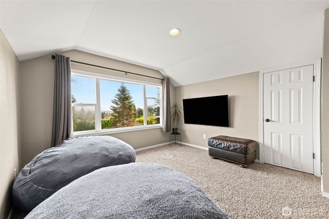 1106 Sumner Lane, Everett, WA 98203