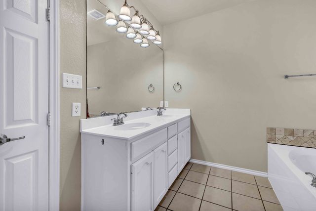 2649 Chadwick Drive, Fort Worth, TX 76131