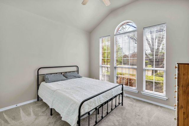 2649 Chadwick Drive, Fort Worth, TX 76131