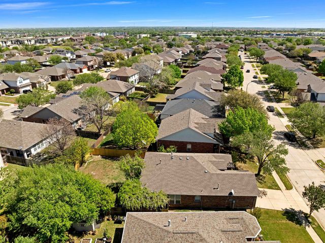 2649 Chadwick Drive, Fort Worth, TX 76131