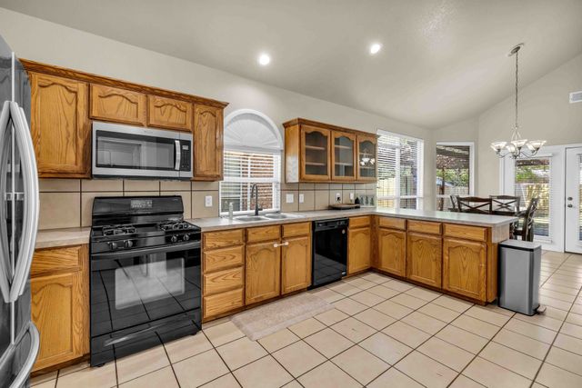 2649 Chadwick Drive, Fort Worth, TX 76131