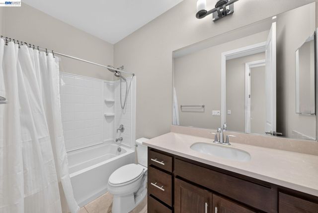 3987 Dobbins Loop, Dublin, CA 94568