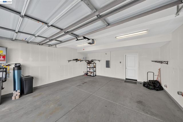 3987 Dobbins Loop, Dublin, CA 94568