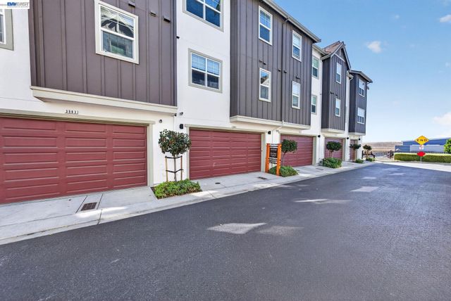 3987 Dobbins Loop, Dublin, CA 94568