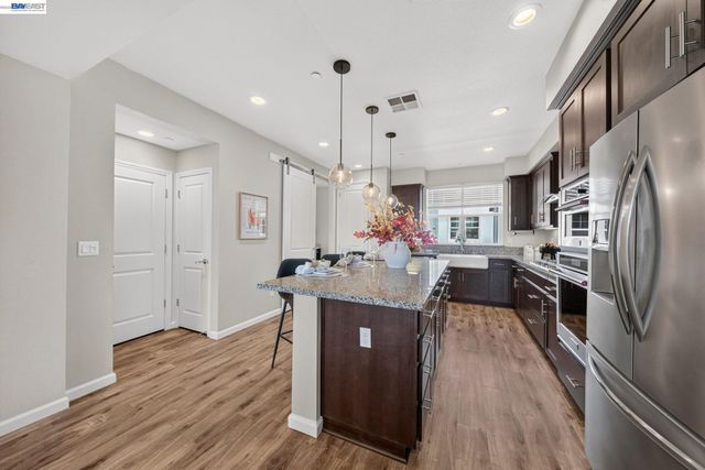 3987 Dobbins Loop, Dublin, CA 94568