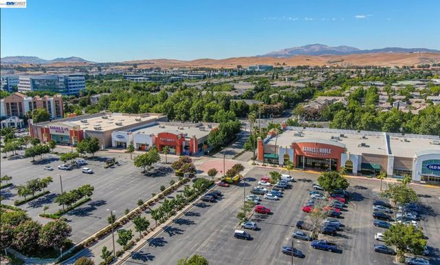3987 Dobbins Loop, Dublin, CA 94568
