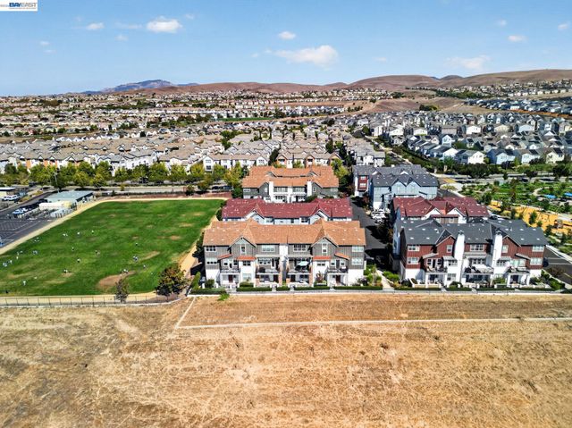 3987 Dobbins Loop, Dublin, CA 94568