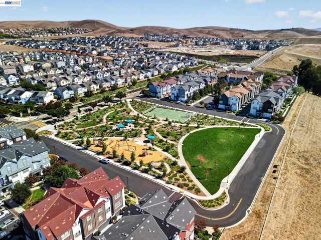 3987 Dobbins Loop, Dublin, CA 94568