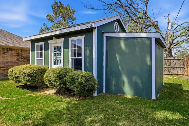 324 Bowie Street, Forney, TX 75126