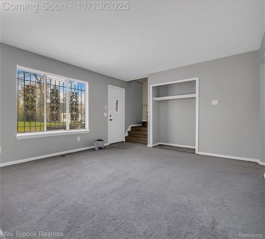 306 W Bishop Avenue, Flint, MI 48505