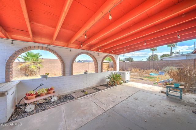 2908 W CORRINE Drive, Phoenix, AZ 85029