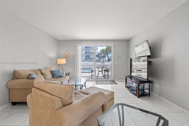 1601 S Ocean Dr 104, Hollywood, FL 33019