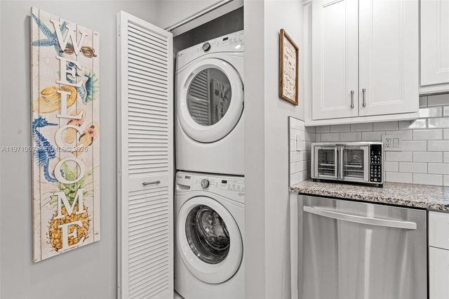 1601 S Ocean Dr 104, Hollywood, FL 33019