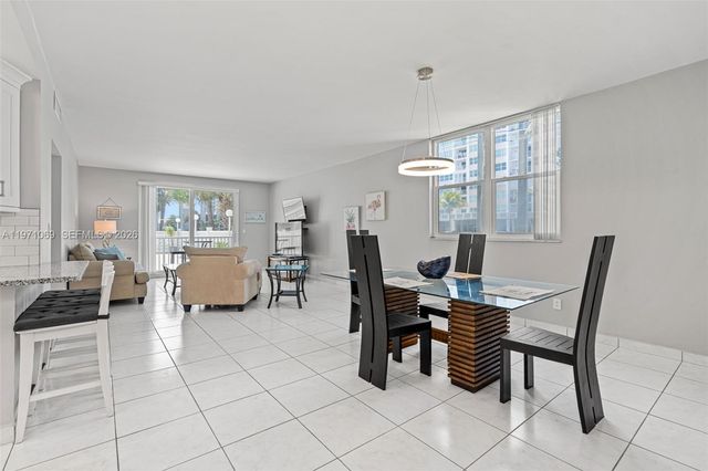 1601 S Ocean Dr 104, Hollywood, FL 33019