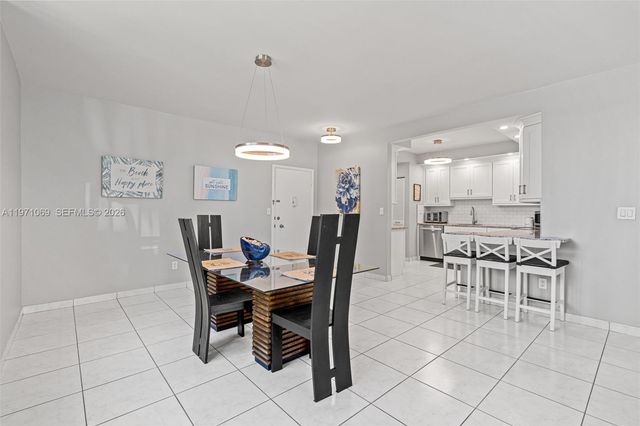 1601 S Ocean Dr 104, Hollywood, FL 33019