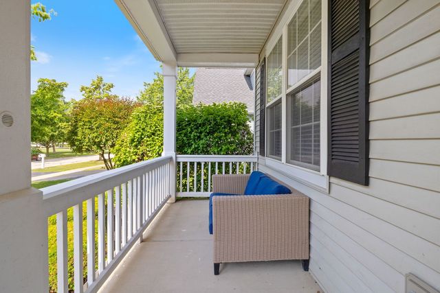 1616 Sutton Place, Bolingbrook, IL 60490