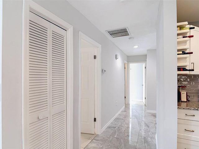 1716 LAKESIDE DRIVE 1714B, Venice, FL 34293