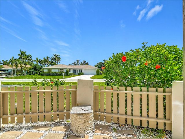 1716 LAKESIDE DRIVE 1714B, Venice, FL 34293