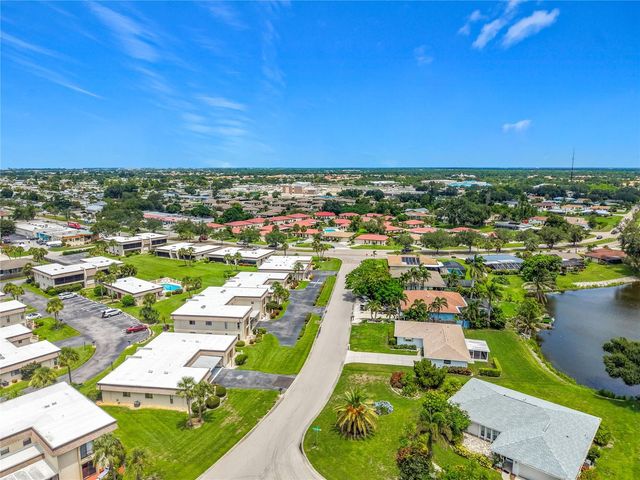1716 LAKESIDE DRIVE 1714B, Venice, FL 34293