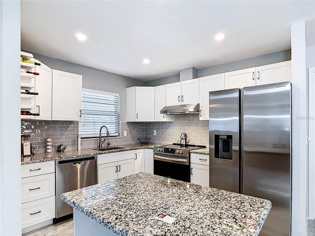 1716 LAKESIDE DRIVE 1714B, Venice, FL 34293