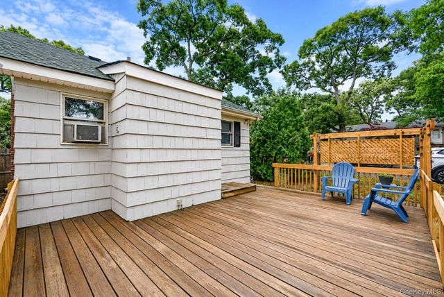 650 College Road, Farmingville, NY 11738