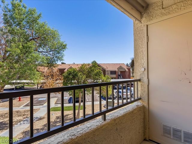 2120 Ramrod Avenue 423, Henderson, NV 89014