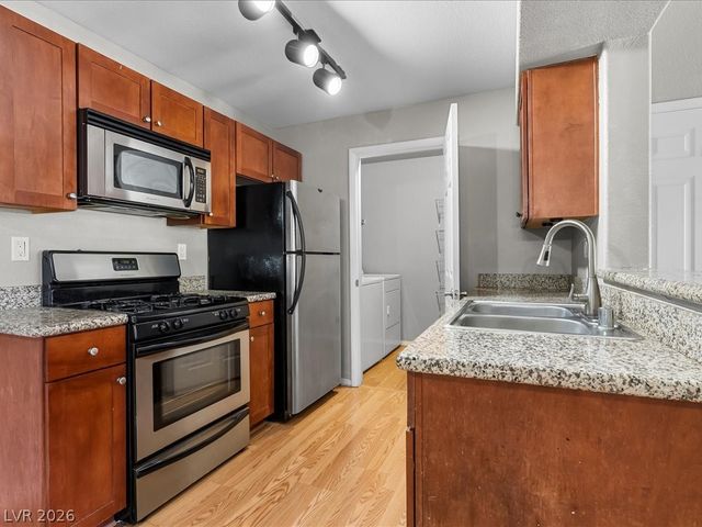 2120 Ramrod Avenue 423, Henderson, NV 89014