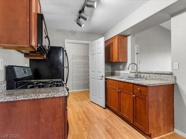 2120 Ramrod Avenue 423, Henderson, NV 89014