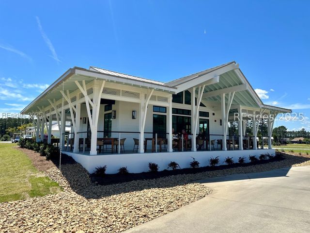 4860 Azalea Dr, Hardeeville, SC 29927