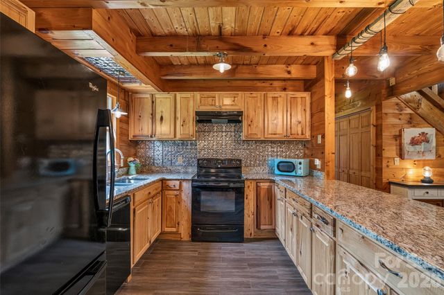 4551 Lake Adger Parkway, Mill Spring, NC 28756