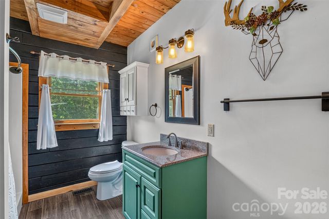 4551 Lake Adger Parkway, Mill Spring, NC 28756