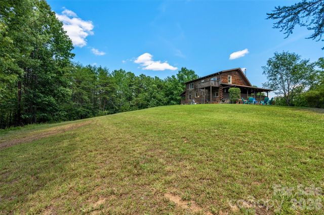 4551 Lake Adger Parkway, Mill Spring, NC 28756
