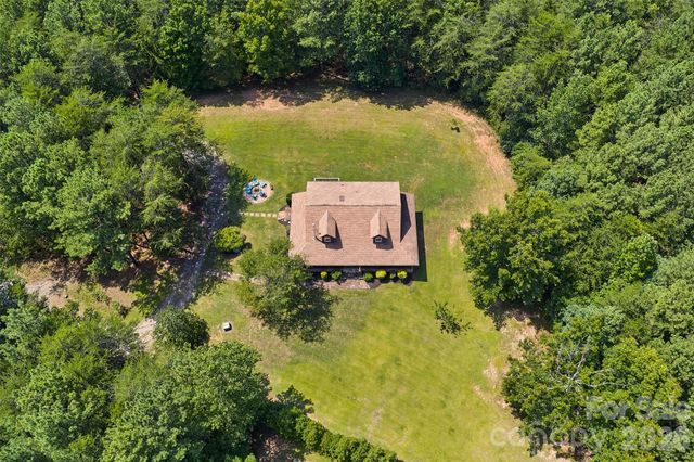4551 Lake Adger Parkway, Mill Spring, NC 28756