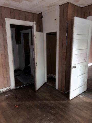 507 King Street, Cuero, TX 77954