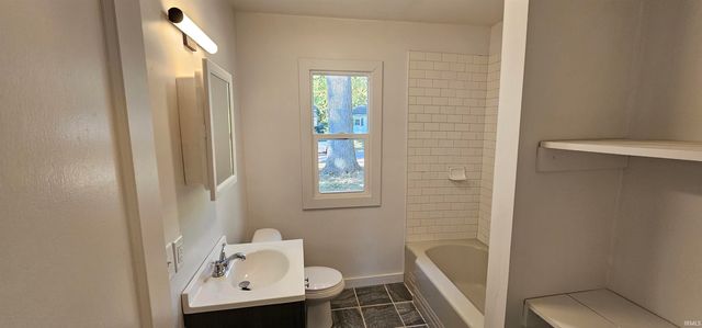 4423 Bowser Avenue, Fort Wayne, IN 46806