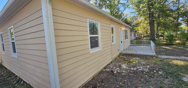 4423 Bowser Avenue, Fort Wayne, IN 46806