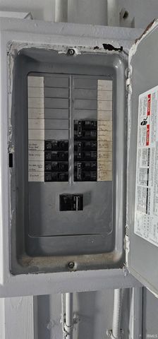 4423 Bowser Avenue, Fort Wayne, IN 46806