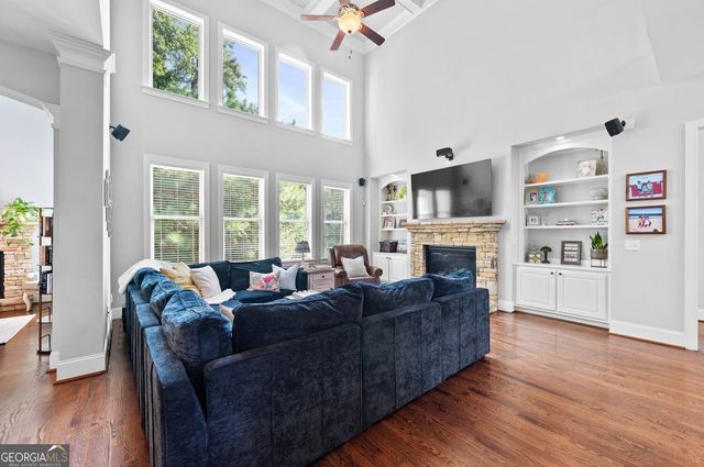 2736 Glenkenchie Court NW, Acworth, GA 30101