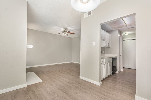 3649 W Northgate Drive 155, Irving, TX 75038