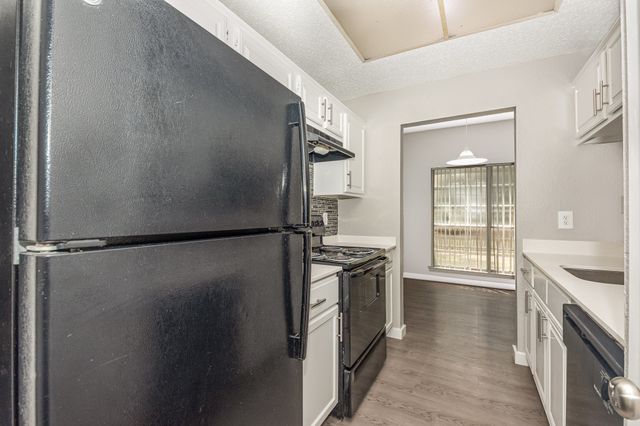 3649 W Northgate Drive 155, Irving, TX 75038