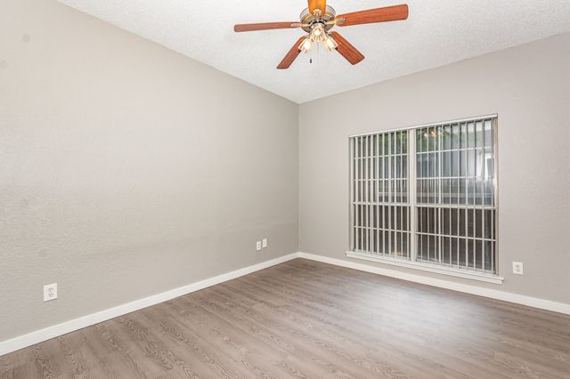 3649 W Northgate Drive 155, Irving, TX 75038