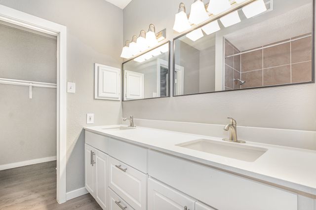 3649 W Northgate Drive 155, Irving, TX 75038