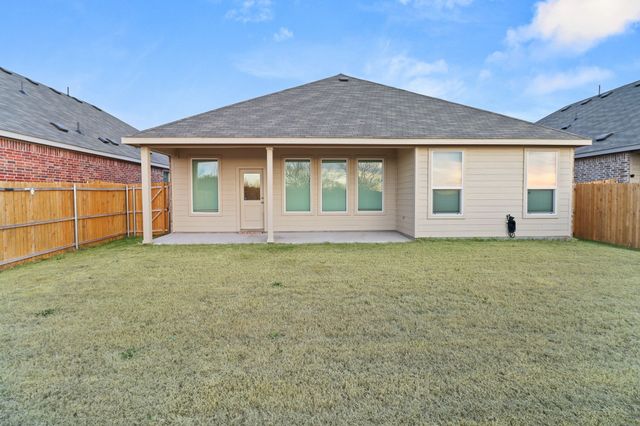 1016 Flameleaf Drive, Princeton, TX 75407