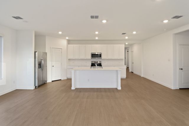 1016 Flameleaf Drive, Princeton, TX 75407