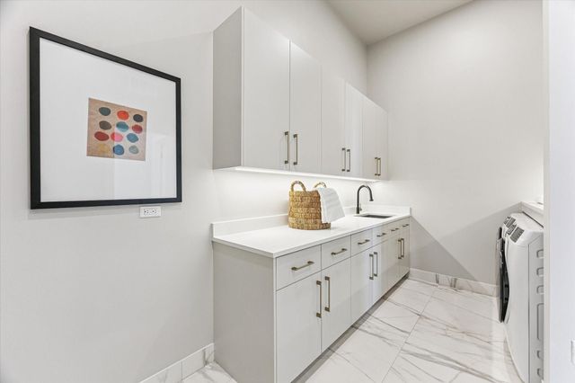 1711 Allen Parkway 3204, Houston, TX 77019