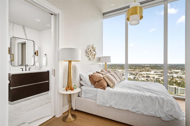 1711 Allen Parkway 3204, Houston, TX 77019