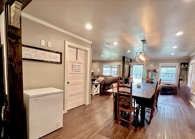 177 Twin Lakes Drive, Defuniak Springs, FL 32433