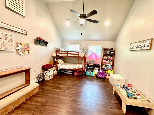 177 Twin Lakes Drive, Defuniak Springs, FL 32433