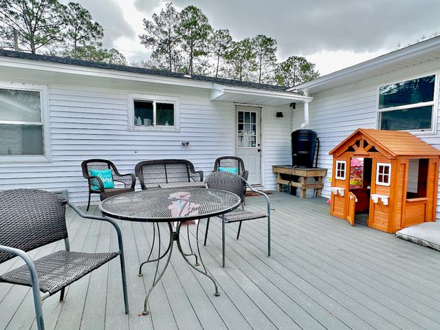 177 Twin Lakes Drive, Defuniak Springs, FL 32433